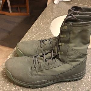 Combat Boots Nike